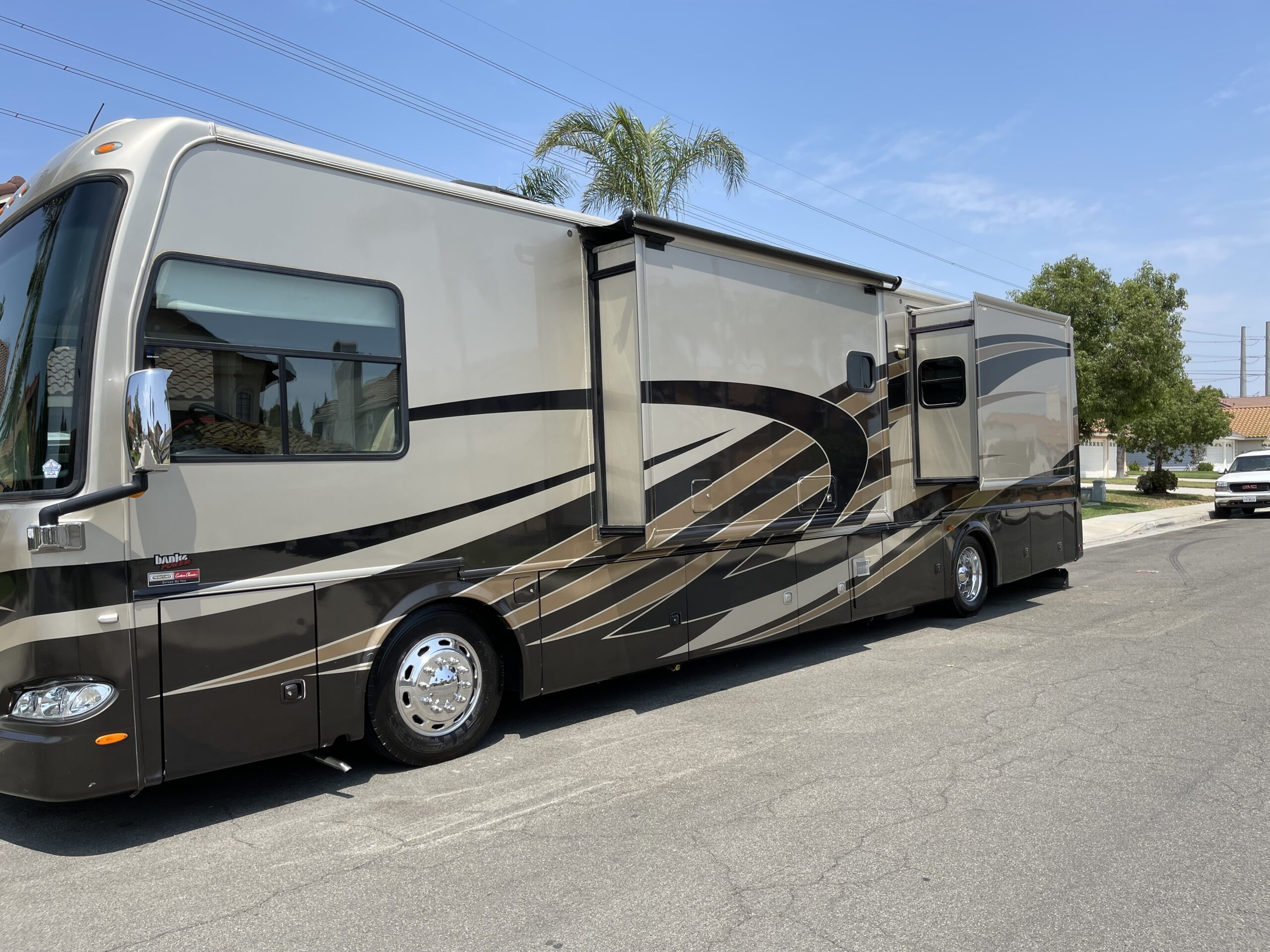 2013 Thor Tuscany xte 40ex – Famous Whip Sales