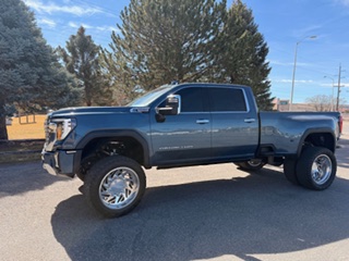 2024 GMC 3500 Denali HD